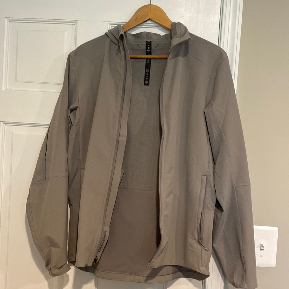 COPY - Men’s Lulu Lemon Lightweight Jacket